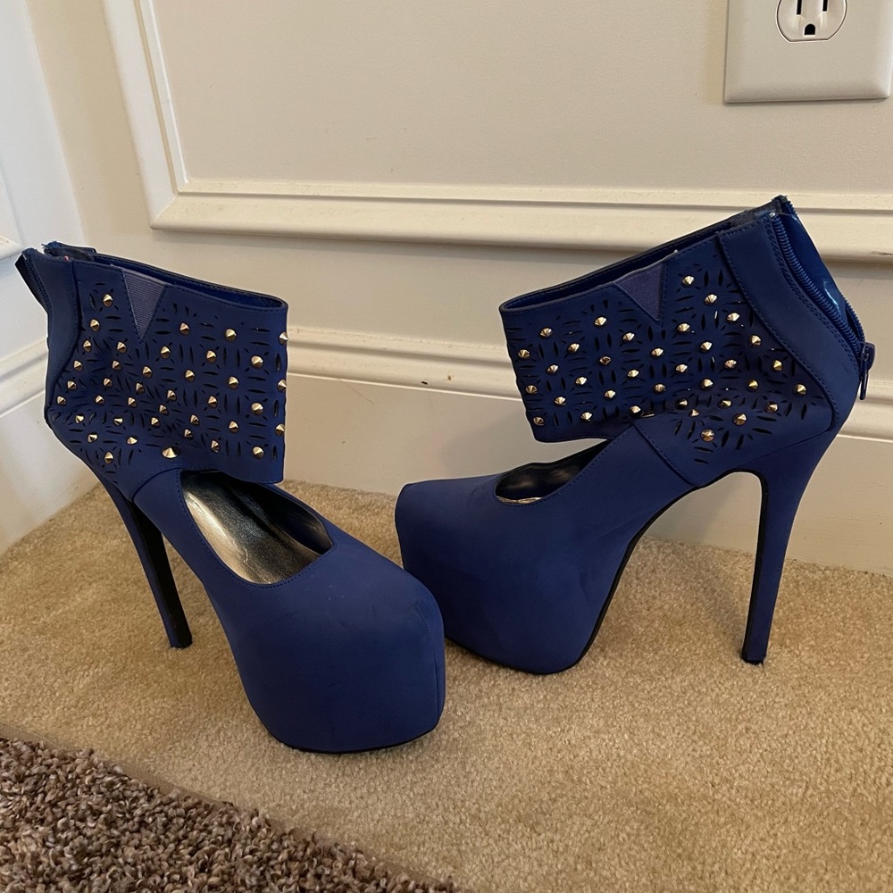 Pazzle heels